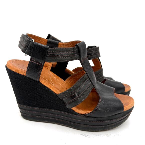 Naya Black Leather Elise Strappy Wedge Heels Size 6.5 - Picture 1 of 9